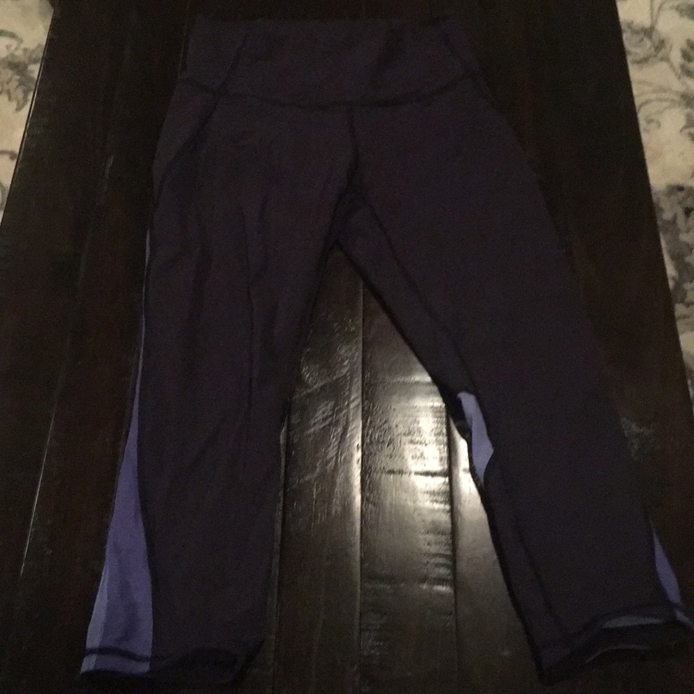 Lululemon leggings. WILL NEGOTIATE!